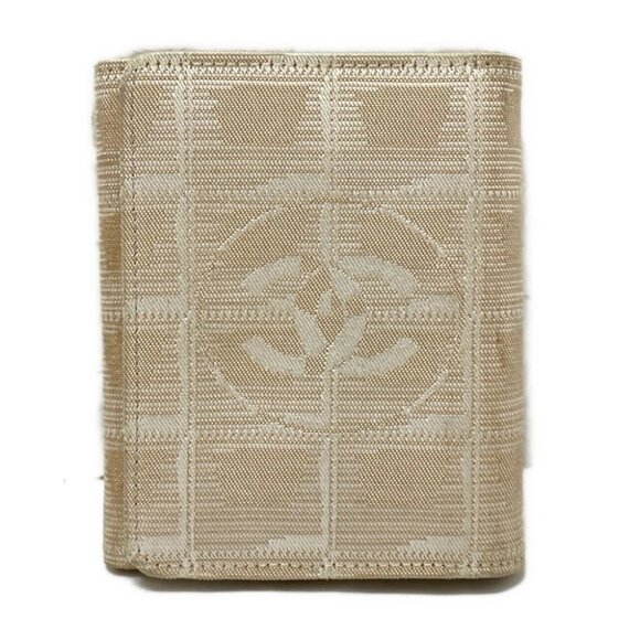 Auth CHANEL New Travel Line - Beige White Jacquard Trifold Wallet - Picture 7 of 13